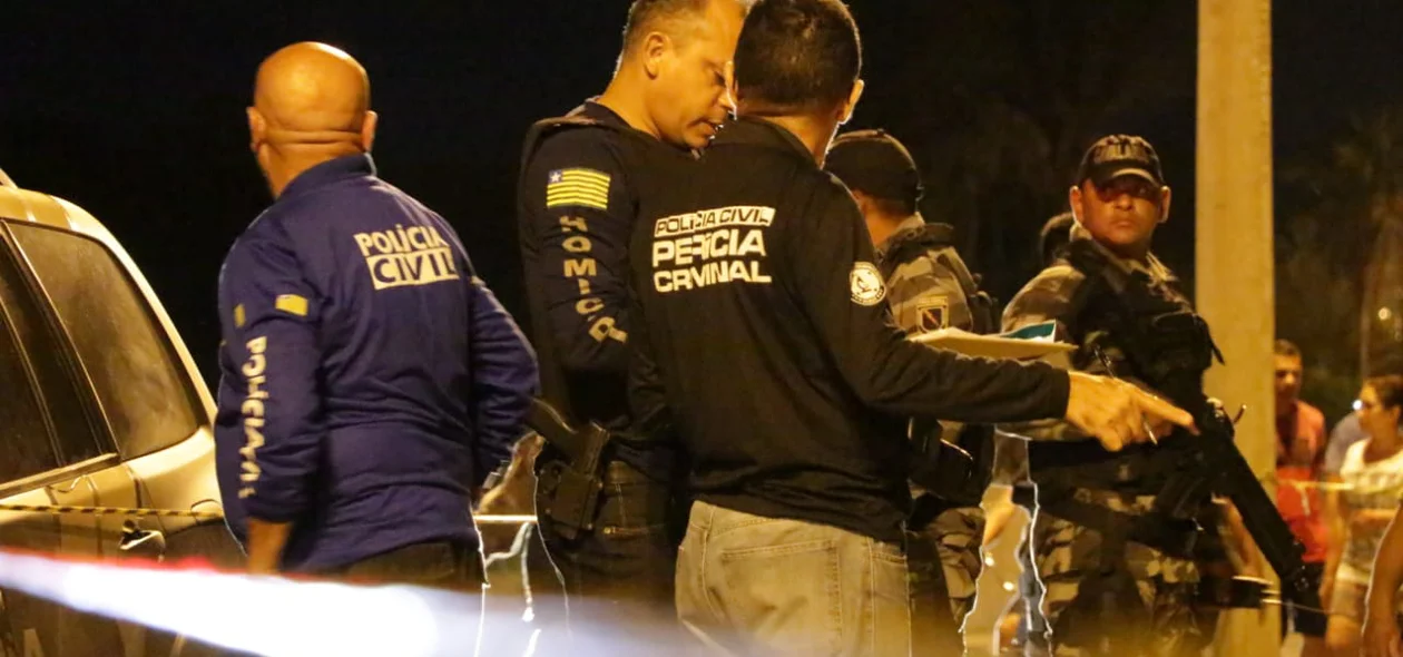 Policiais da Perícia Criminal e da DHPP