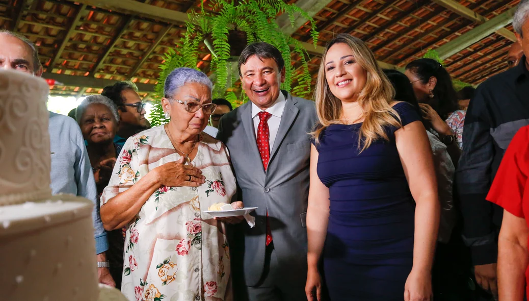 Wellington Dias comemora aniversário no Lar da Esperança