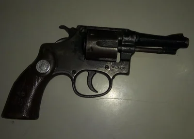 Arma foi apreendida