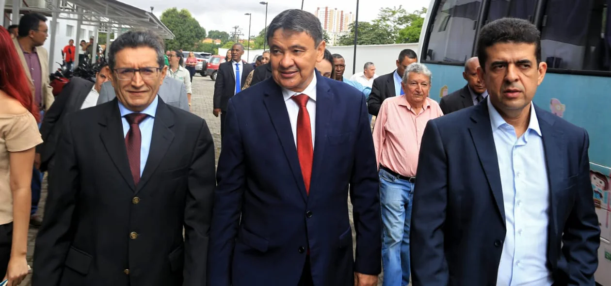 Wellington Dias em visita ao CEIR