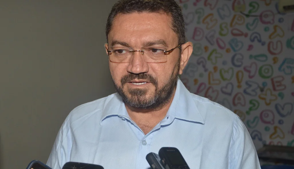 Prefeito diz que mutirão atende muitas pessoas que estavam na fila de espera