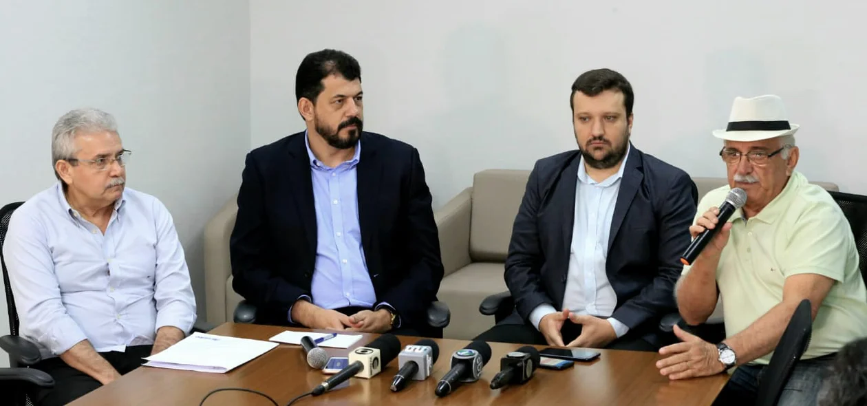 Coletiva na Águas de Teresina