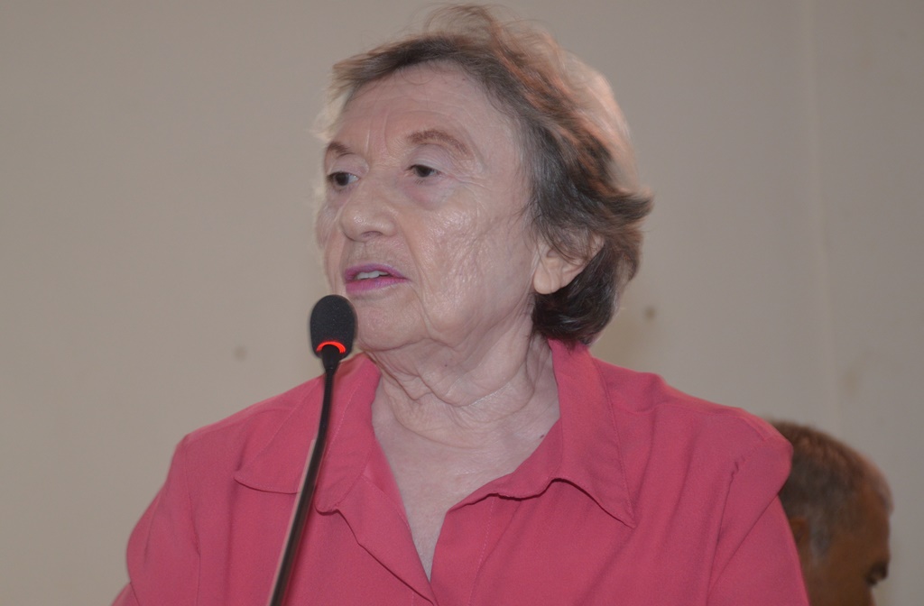 Secretária Oneide Rocha destaca importância do debate