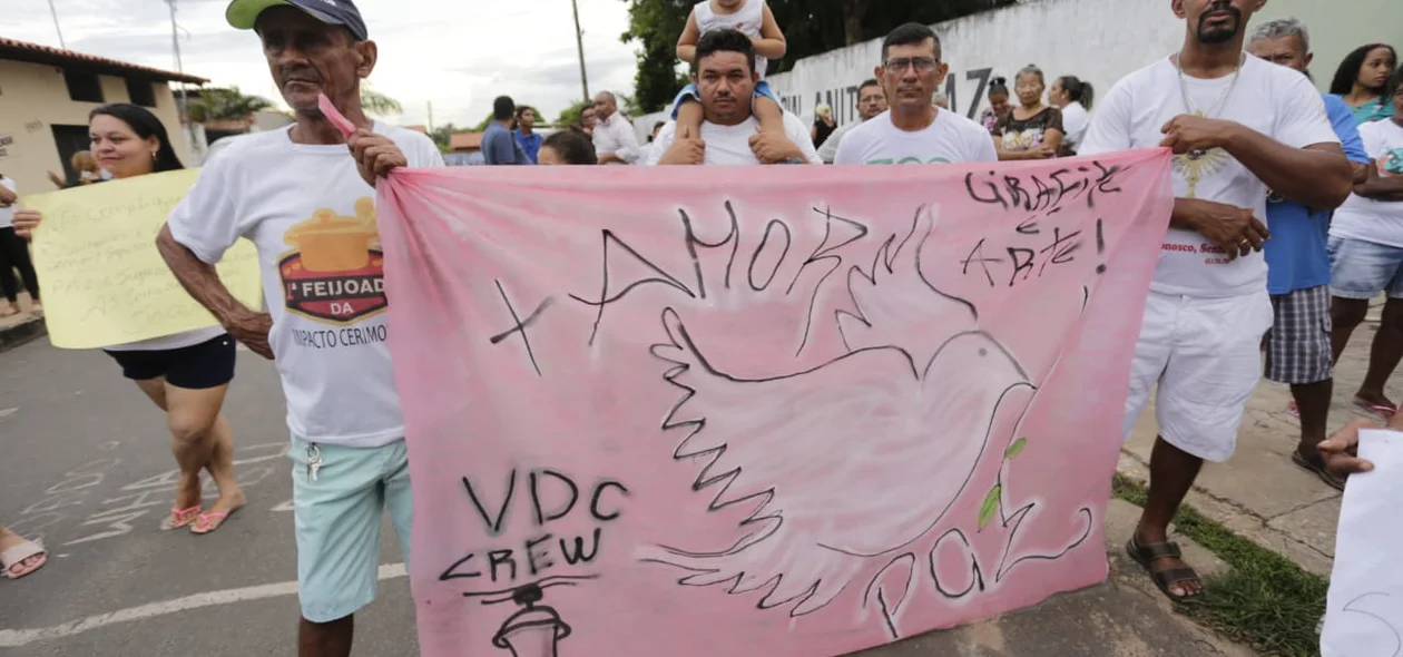 Moradores pedem paz