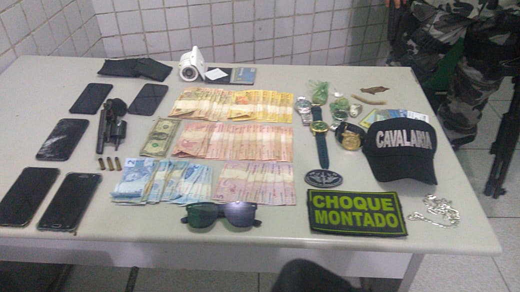 Pertences das vítimas