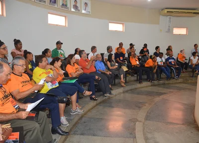 Representes da sociedade civil organizada marcam presença no fórum