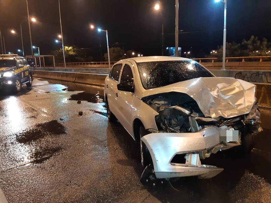 Carro conduzido pelo preso