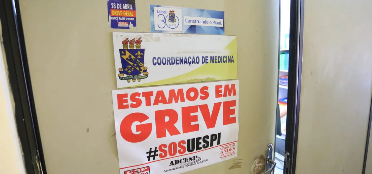 Atividades estão paralisadas