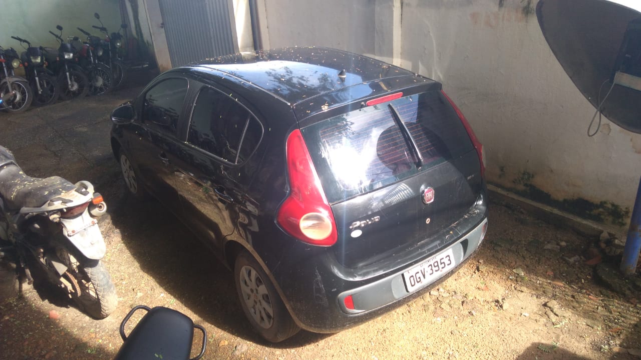 Fiat Palio apreendido pela Polícia Civil