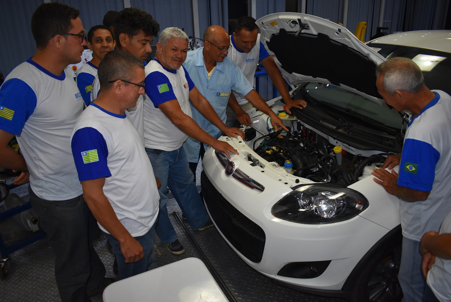 SENAI Piauí capacita profissionais da área automotiva