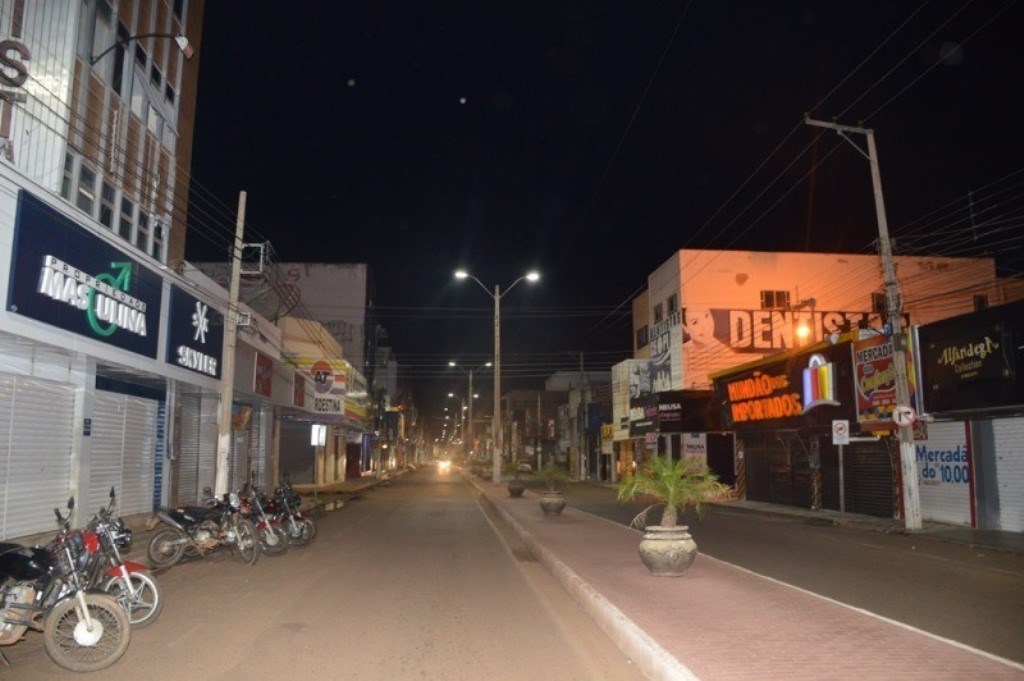 Avenida Getúlio Vargas ganha lâmpadas Led