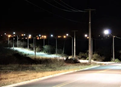 Iluminação do acesso ao conjunto Pantanal