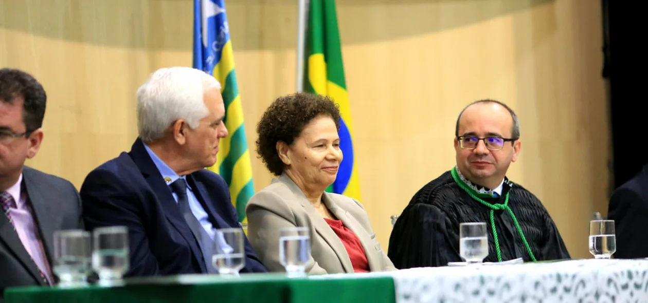 Themísctoles Filho, Regina Sousa e Erisvaldo Marques