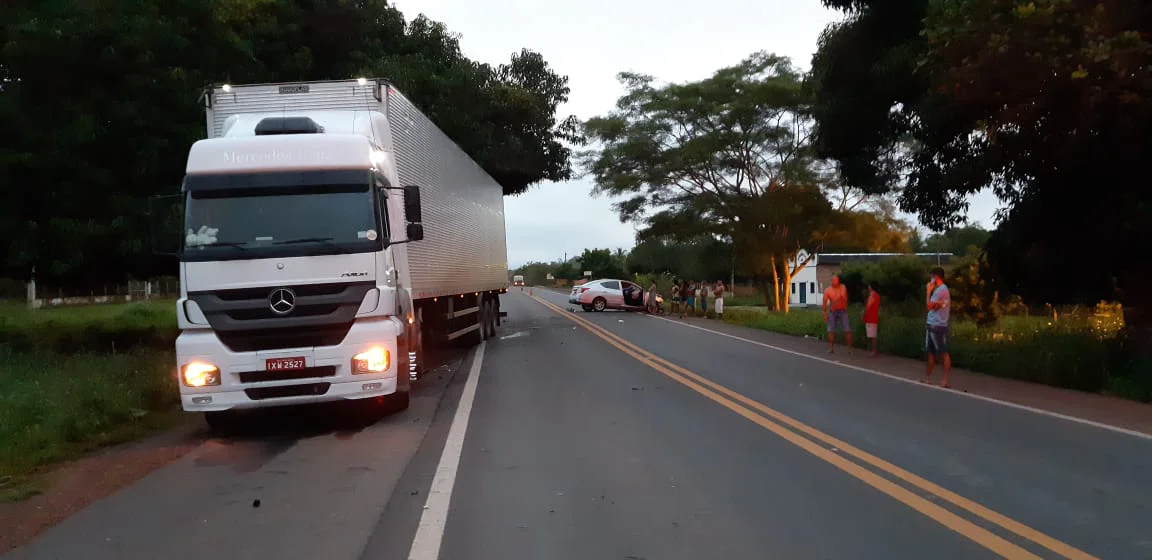 Caminhão envolvido no acidente