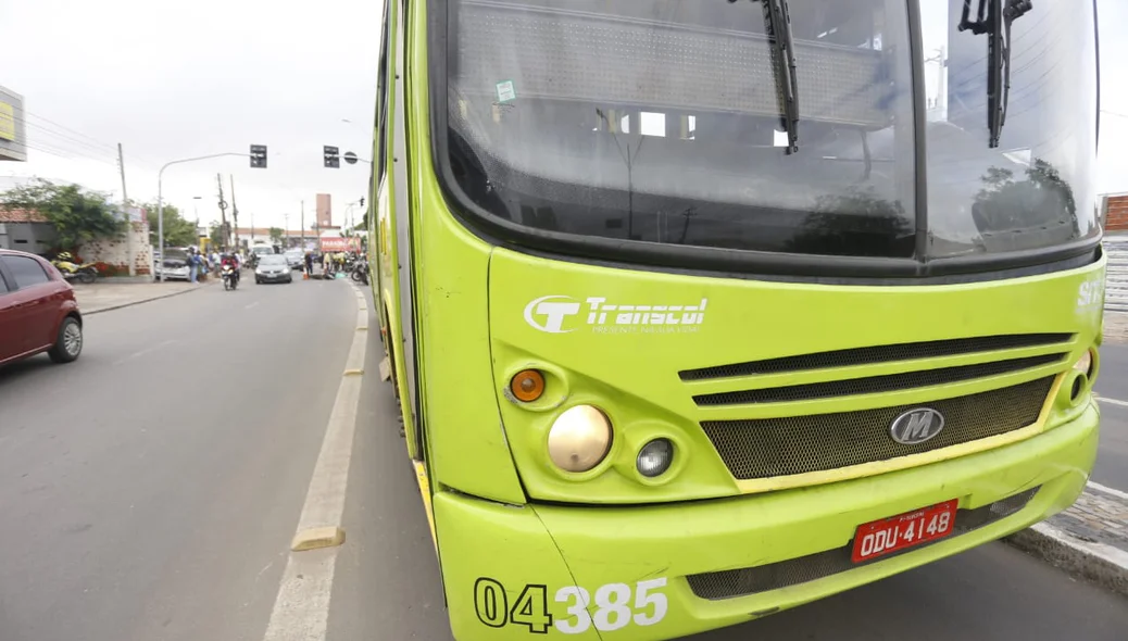 Ônibus envolvido no acidente