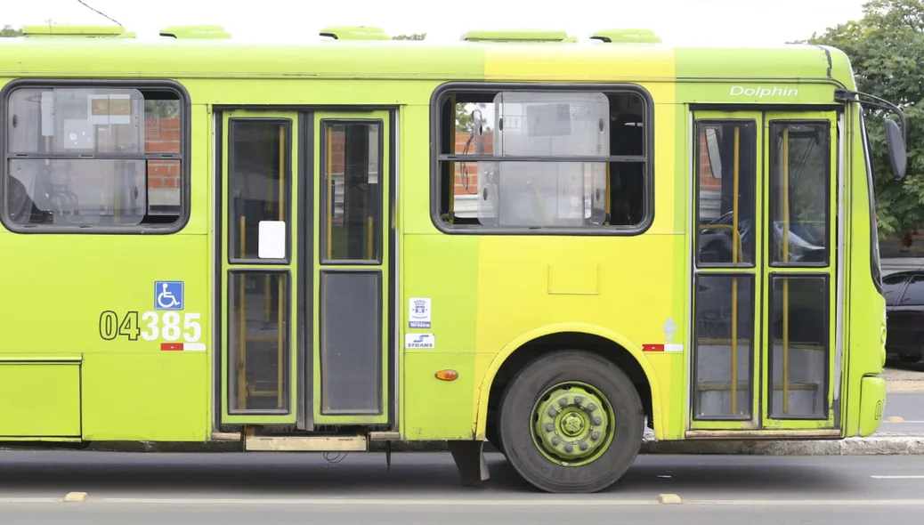 Ônibus envolvido no acidente
