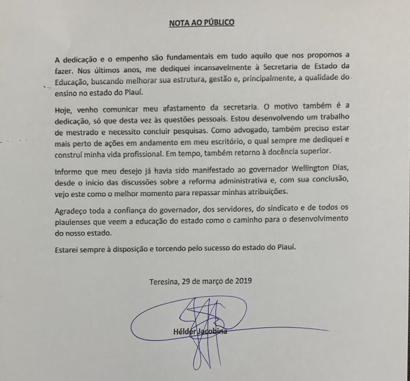 Hélder Jacobina pede afastamento da Seduc