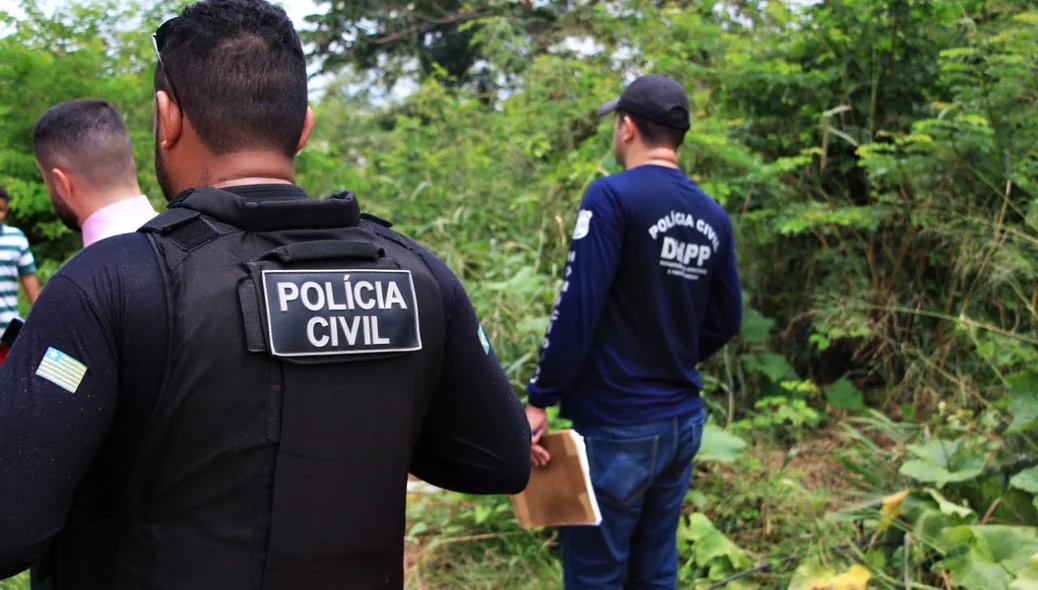 Polícia Civil no local