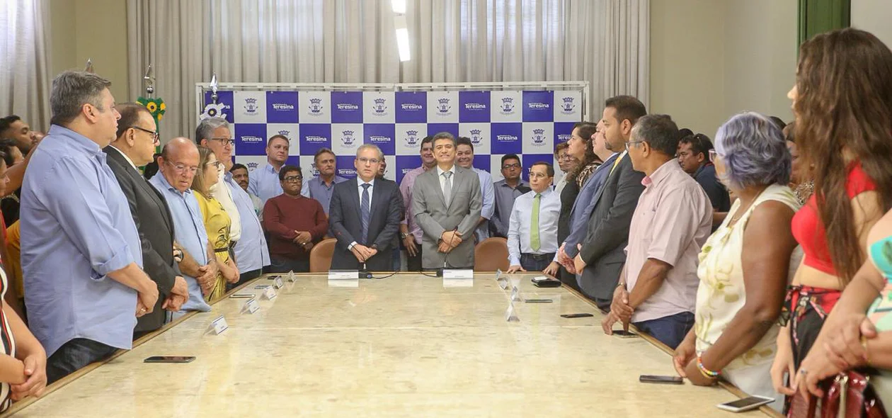 Posse de Caio Bucar na Eturb