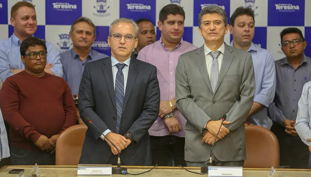 Prefeito Firmino Filho e Caio Bucar