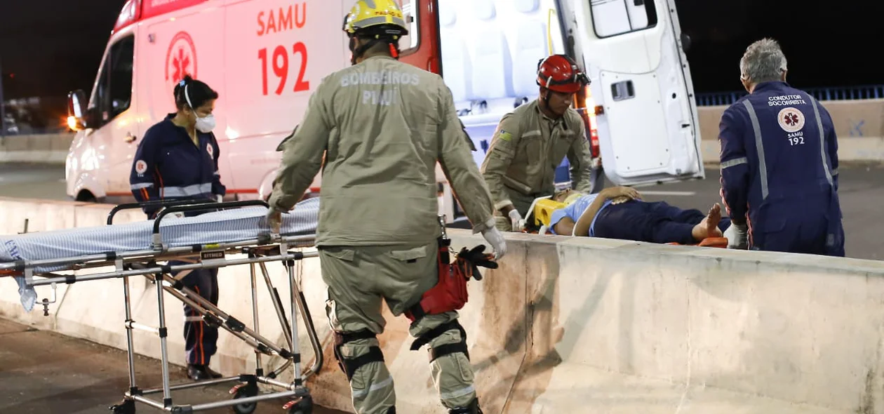 Equipe do Corpo de Bombeiros ajudou no resgate das vítimas