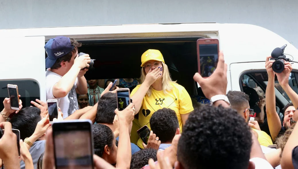 Cantora Marília Mendonça agradeceu a presença dos fãs 