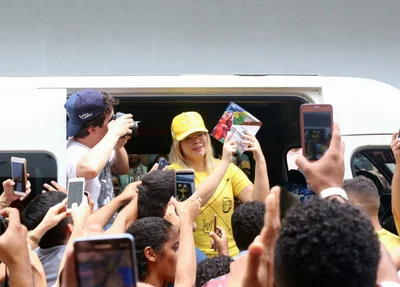 Marília Mendoça no Centro de Teresina