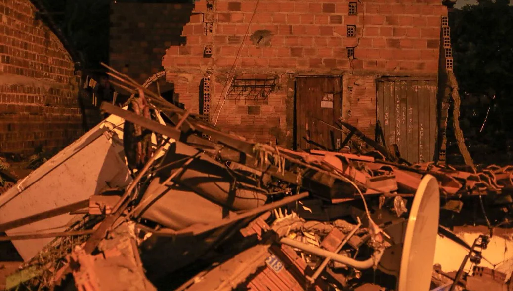 Destruição no Parque Rodoviário