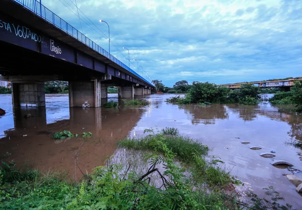 Rio Poti pode transbordar e invadir Marechal Castelo Branco