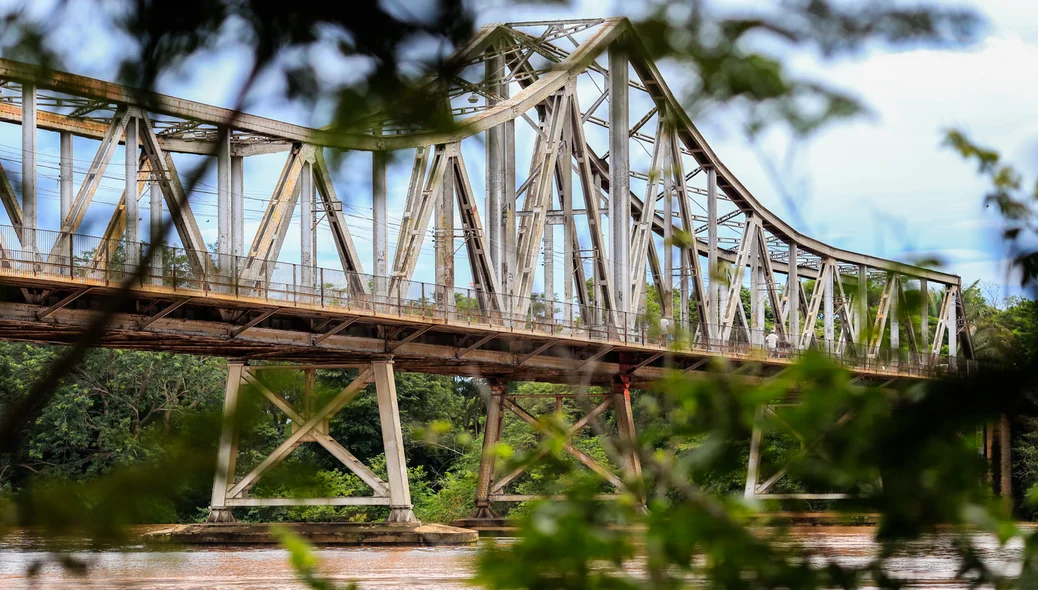 Ponte Metálica 