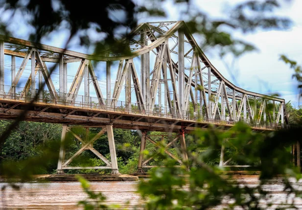 Ponte Metálica 