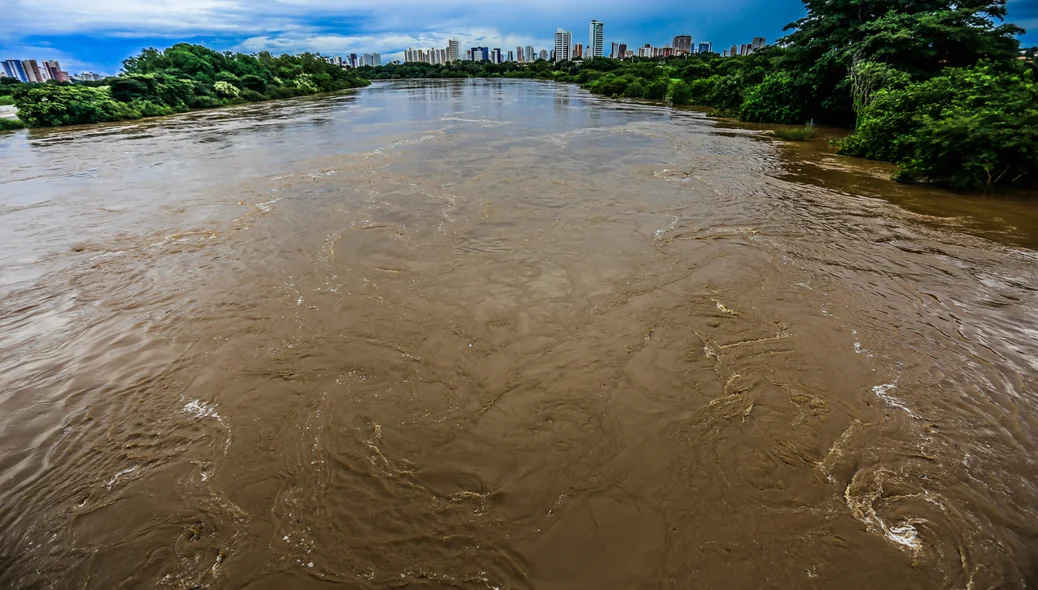 Rio Poti aumentou muito o volume 