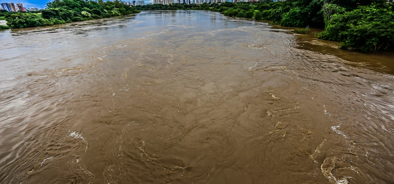 Rio Poti aumentou muito o volume 