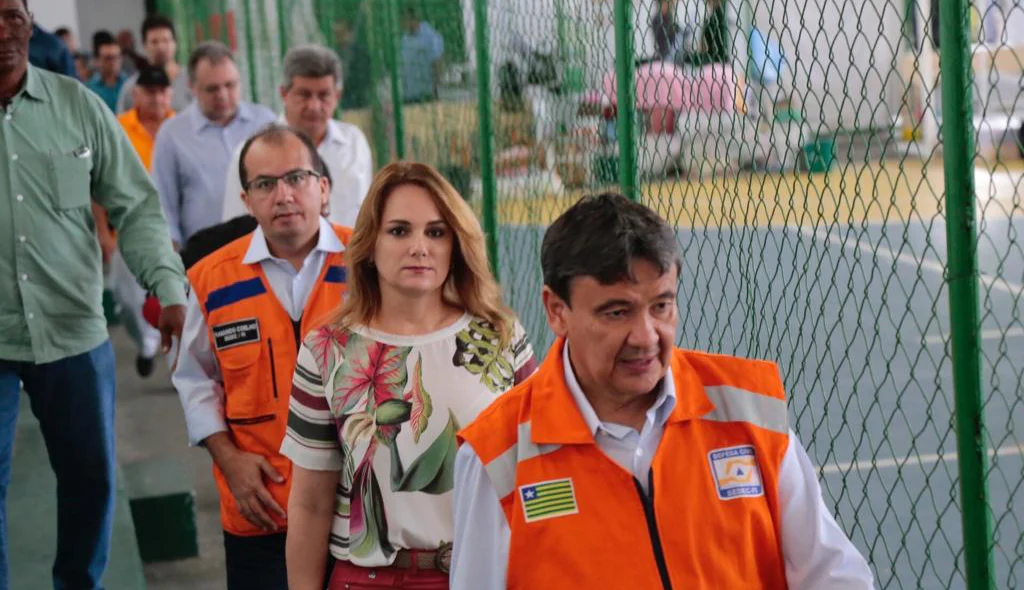 Wellington Dias acompanha caos instalado em Parnaíba devido as chuvas