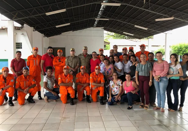 Equipe do Corpo de Bombeiros chega a Esperantina