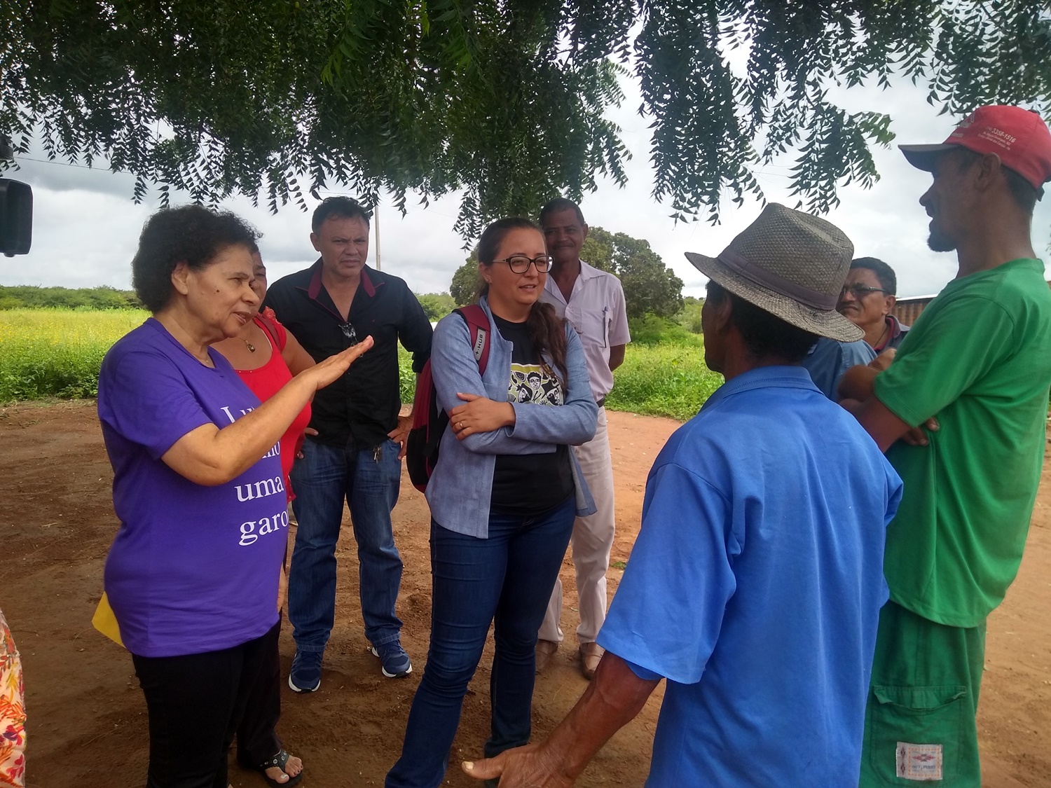 Regina Sousa visita famílias no interior do Piauí
