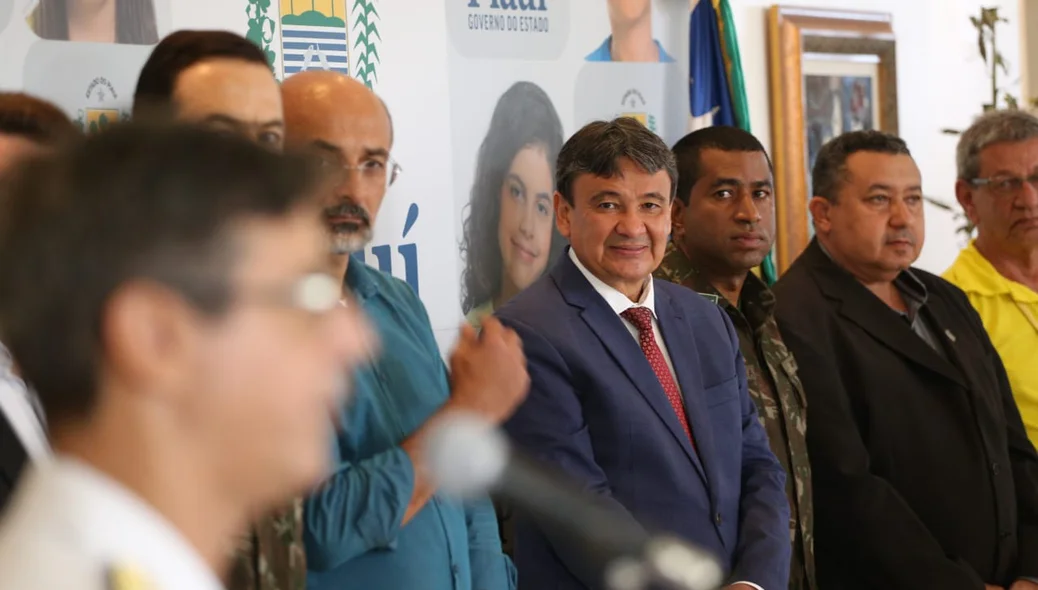 Governador Wellington Dias em solenidade no Palácio de Karnak