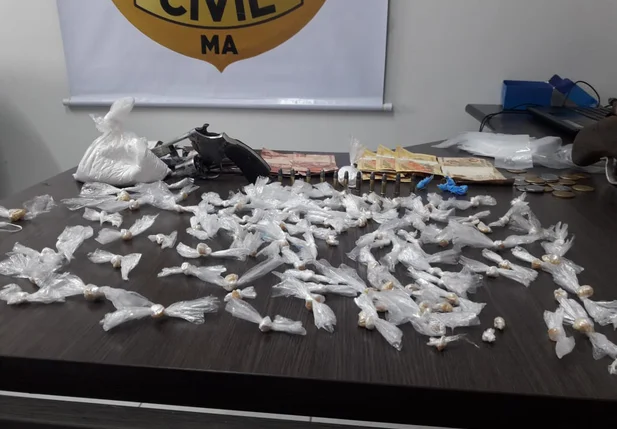 Droga apreendida pelo DENARC