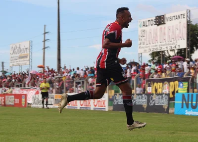 Eduardo comemora vitória do River