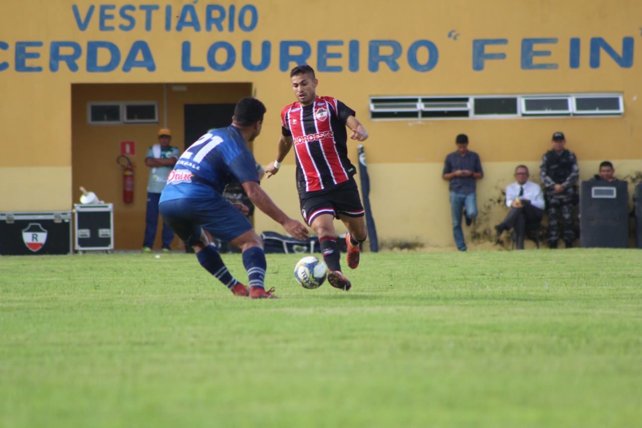 Lance entre Altos e River