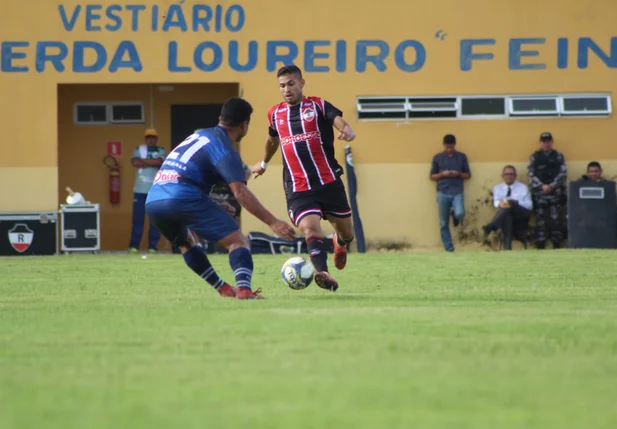 Lance entre Altos e River