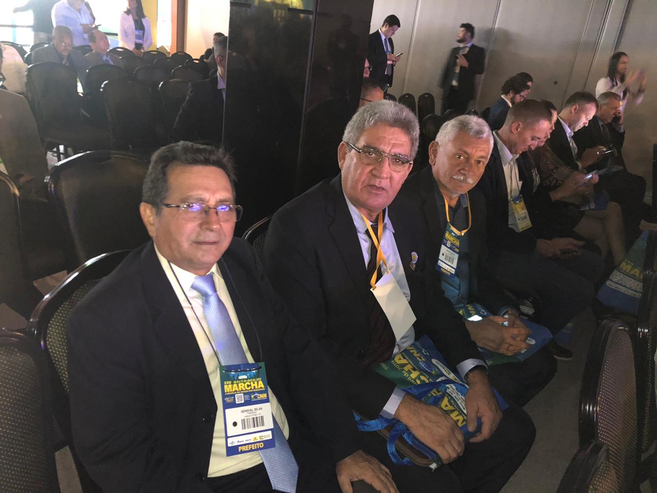 Prefeito Genival Bezerra está em Brasília