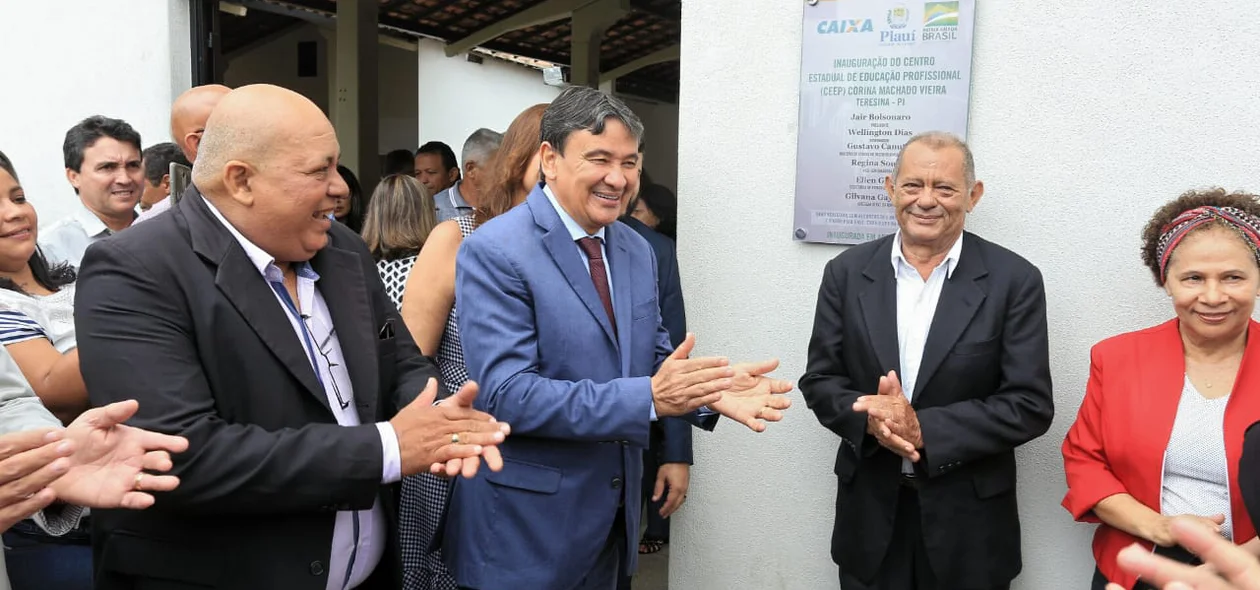 Governador Wellington Dias inaugura centro educacional