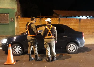 Policiais utilizam sistema PMPI Mobile no atendimento de ocorrências