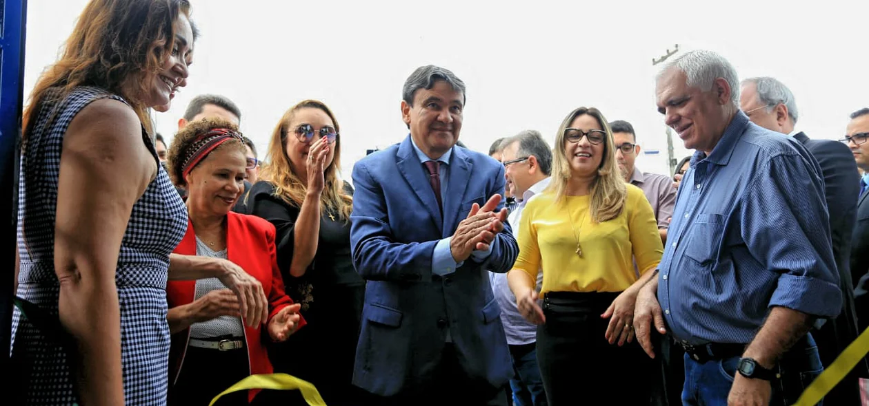Wellington Dias inaugura centro educacional no Jacinta Andrade