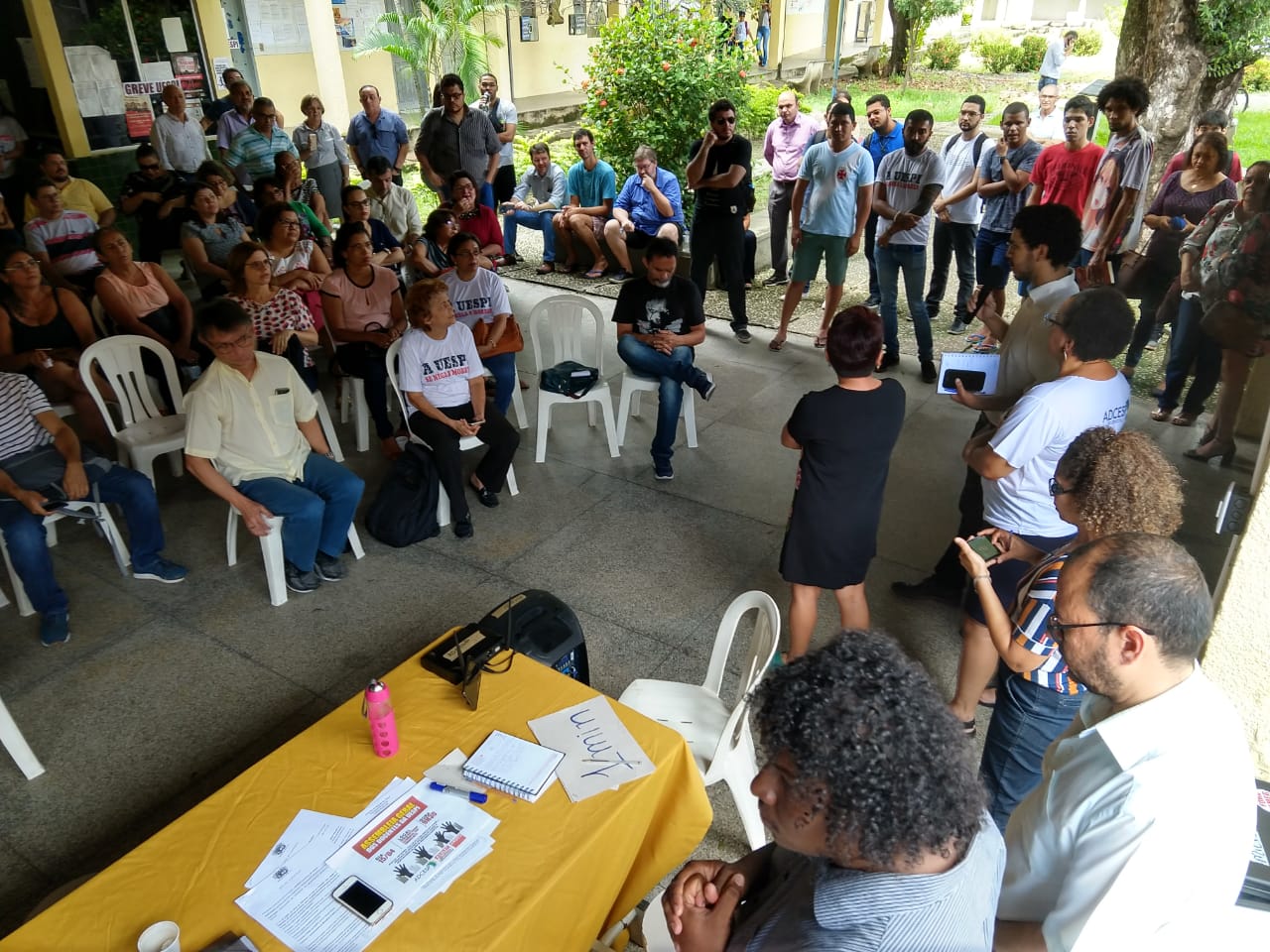 Assembleia geral realizada hoje no campus Torquato Neto