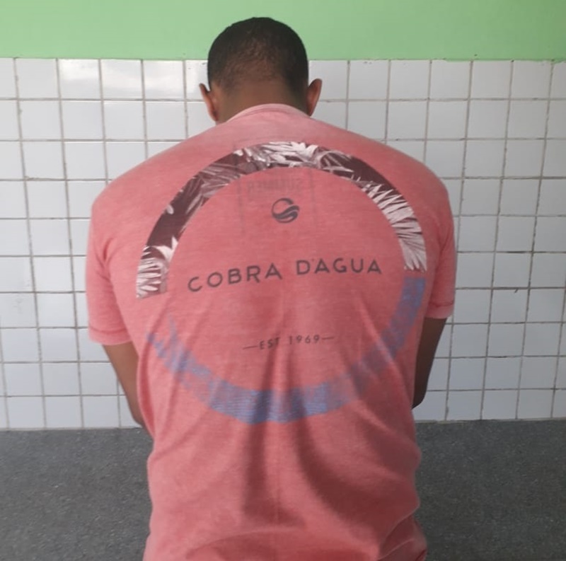 Paulo Henrique de Andrade Gomes preso pela PM