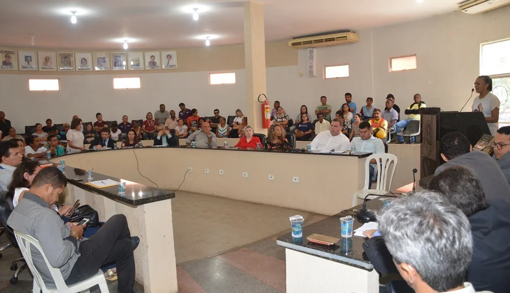 Audiência pública debate problemas relacionados ao saneamento básico de Picos