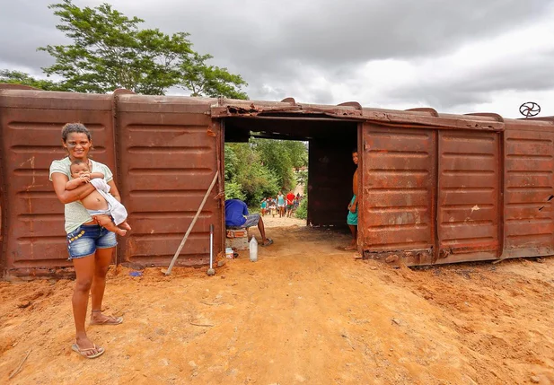 Tentativa de obstruir a passagem dos moradores do Bairro são Raimundo