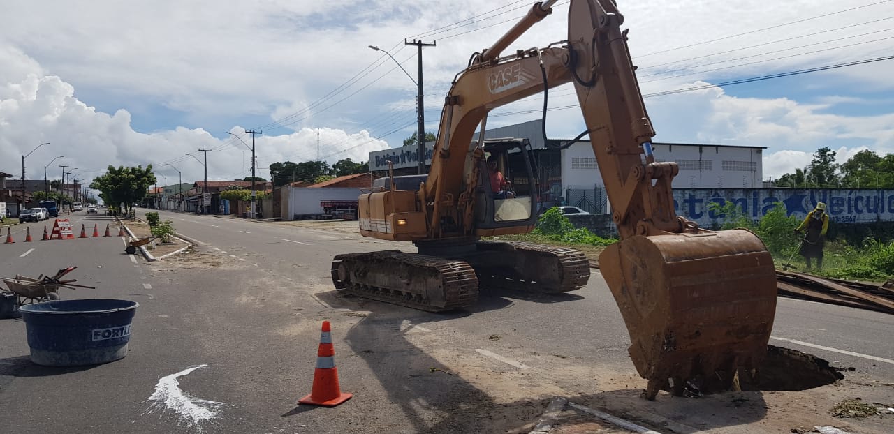 Obra na BR 343 em Parnaíba